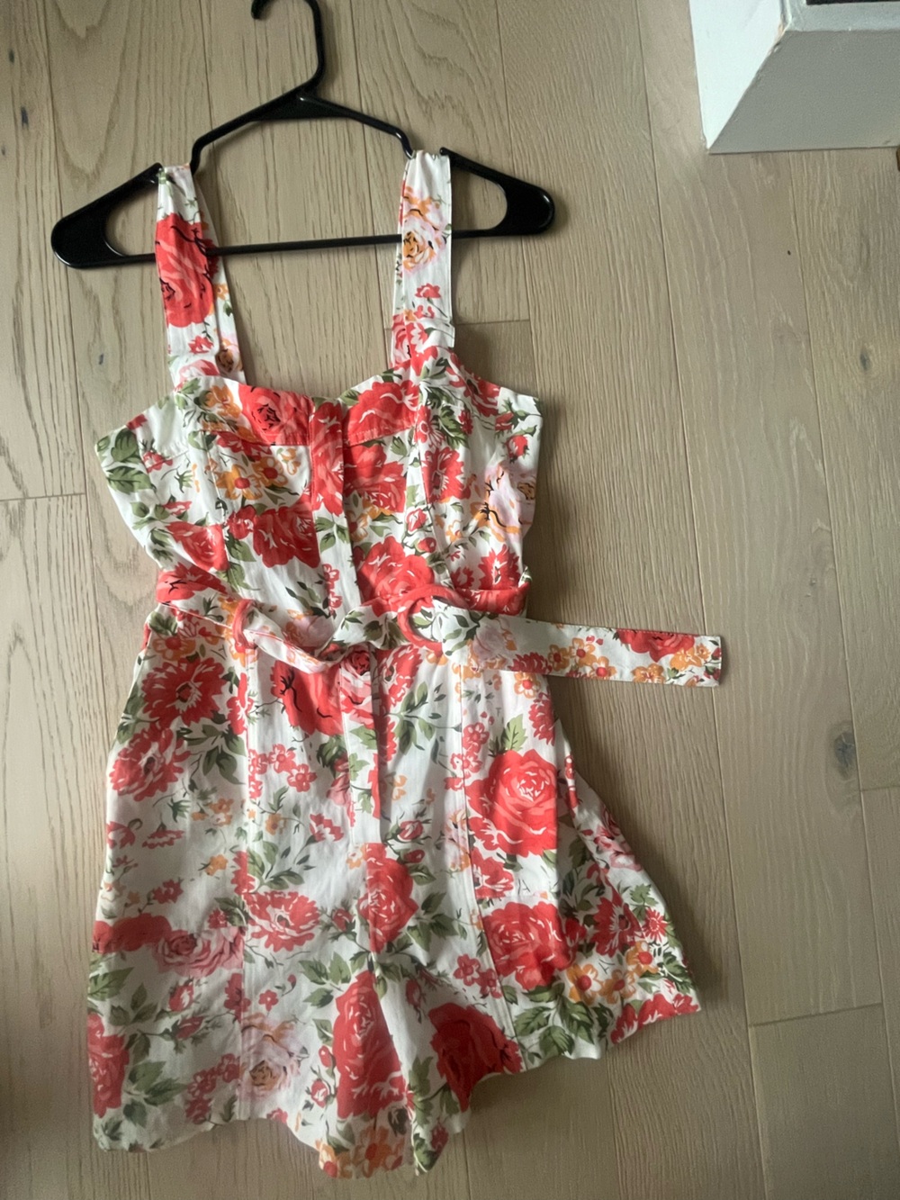 MNG Floral romper - White with Coral & Green Print